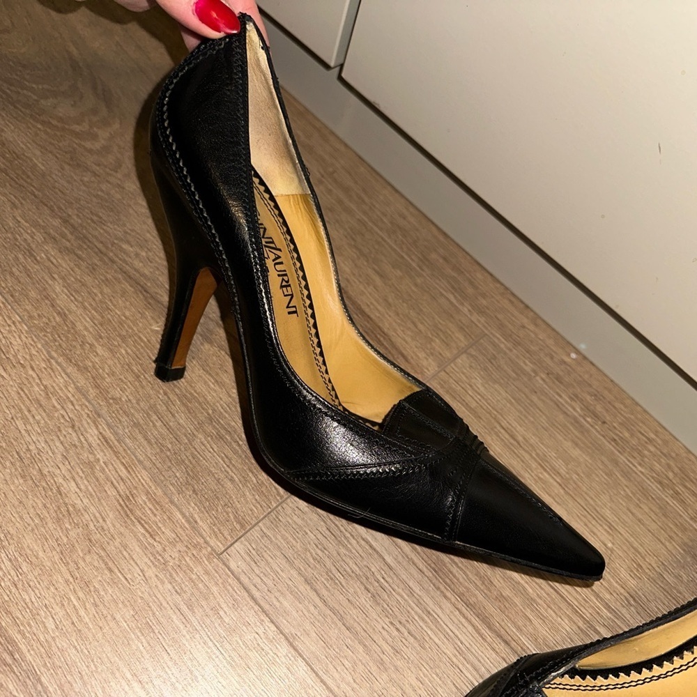 RARE Yves Saint Laurent Vintage Black Leather Pumps size 38 - Picture 8 of 13